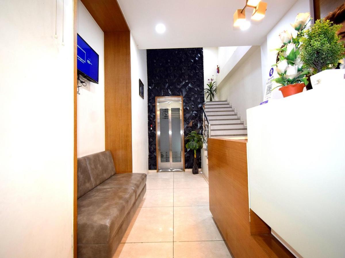Hotel Embassy Kalol Luaran gambar